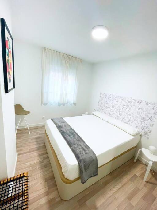Modern Apartment In Malaga - Rosas Eksteriør bilde